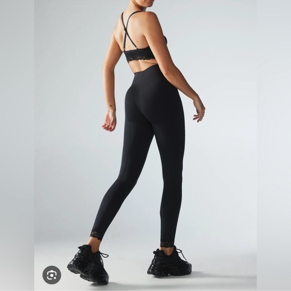 Savage X Fenty Hotline High Waisted Active Yoga Workout Black Legging Size 2X - Picture 6 of 12